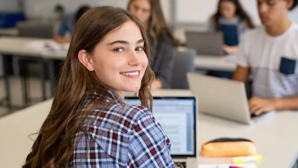 La presentación del Informe de Gobierno no implica una suspensión nacional de clases ni de actividades laborales. / iStock