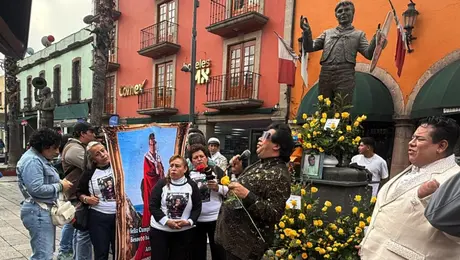 Garibaldi revive a Juan Gabriel a 10 años de su muerte: así fue el homenaje
