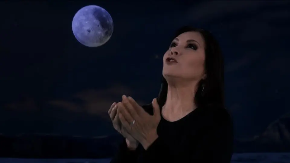 Ana Gabriel popularizó “Luna”, uno de los temas que forman parte del catálogo autoral de Juan Gabriel. / YouTube