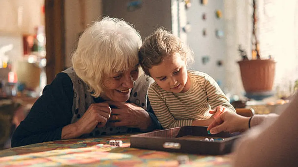 Las necesidades de salud, cuidados, vivienda y pensiones serán algunos de los grandes retos de una población que envejece./@pixabay