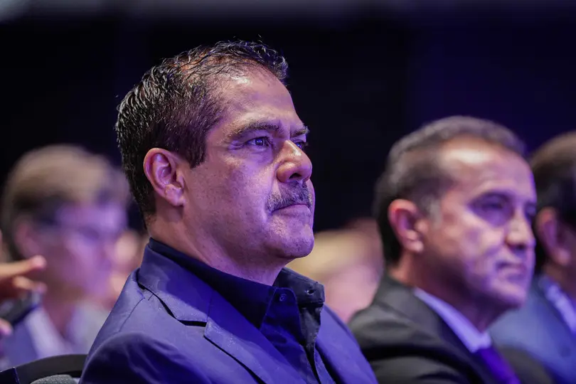 Javier Alatorre continuará al frente de Hechos Noche./especial