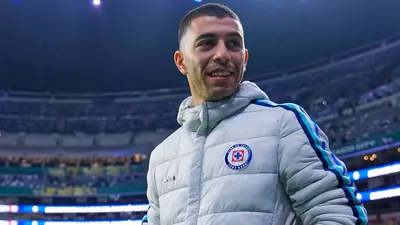 Mónaco y Cruz Azul llegan a acuerdo por Erik Lira