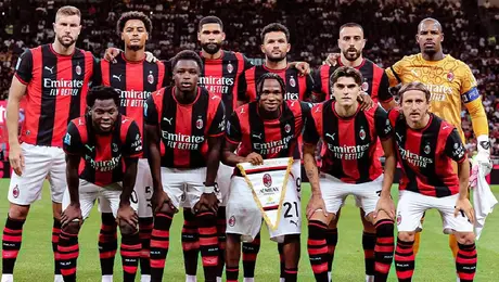 Milan se apodera del liderato tras vencer a Venezia