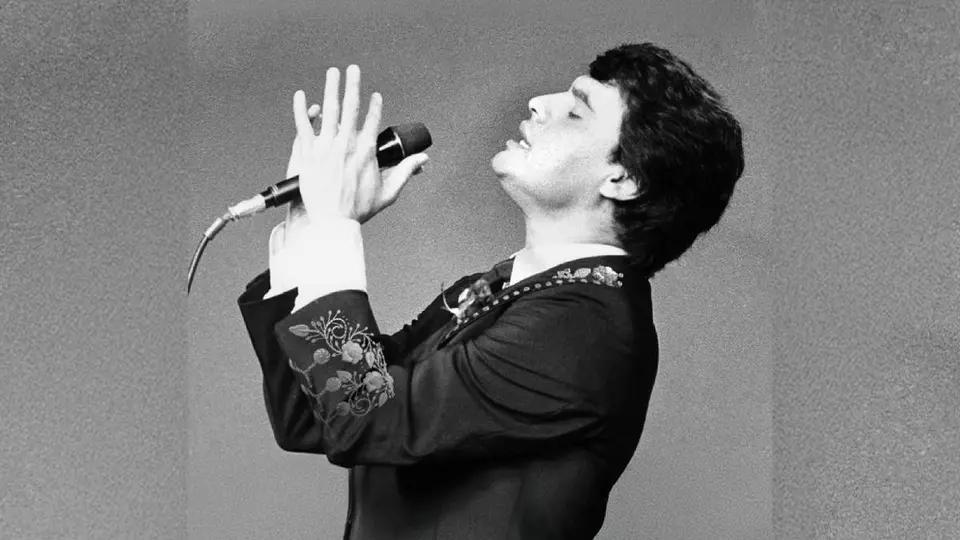 Antes de ser Juan Gabriel, el cantante fue conocido como Alberto Aguilera Valadez y posteriormente como Adán Luna./rollingstone