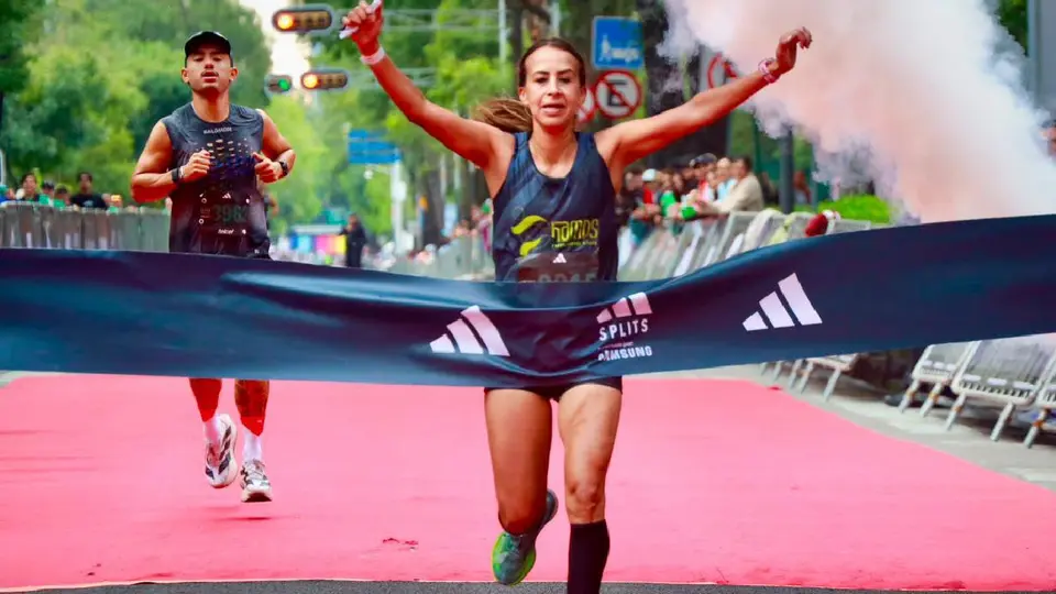 La competencia tendrá una distancia oficial de 42.195 kilómetros / FB: @MaratonCDMX