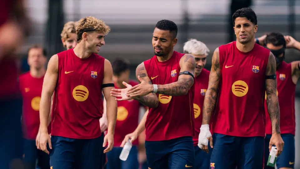 FC Barcelona en un entrenamiento con Rodri | X:@FCBarcelona