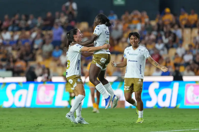 Atlético San Luis festeja gol ante Tigres Liga Femenil l IMAGO7