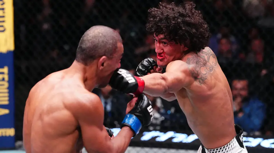 Rosas y Barcelos dieron una verdadera guerra en el UFC | UFC