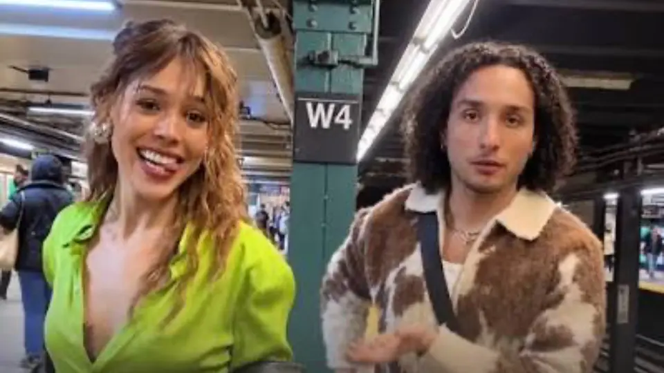 Danna y Los Rulés compartieron su recorrido por el subway / Captura de pantalla