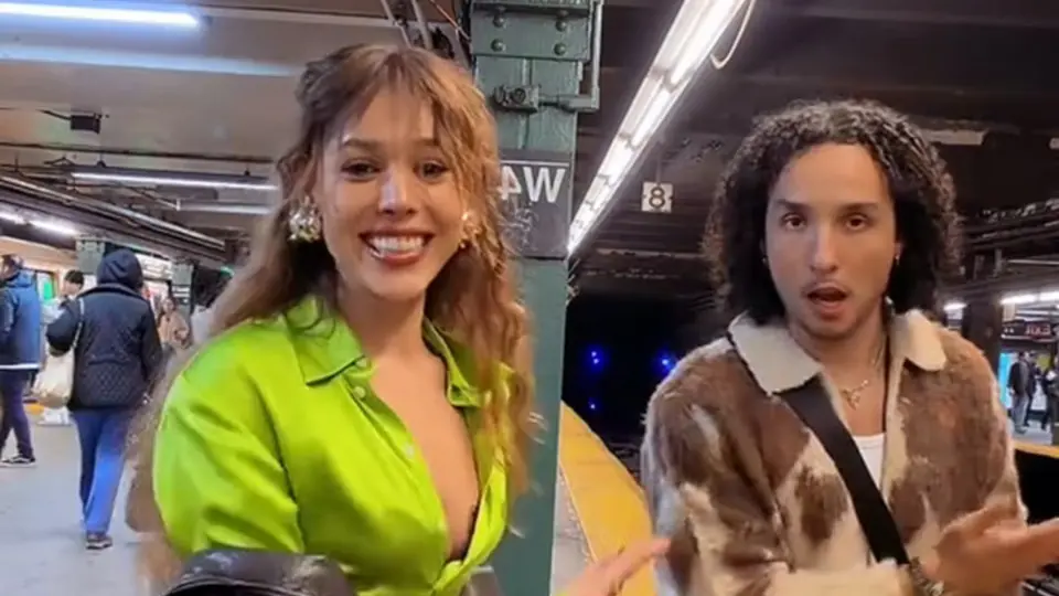 Los videos no muestran interacciones directas con otros usuarios del metro / Captura de pantalla