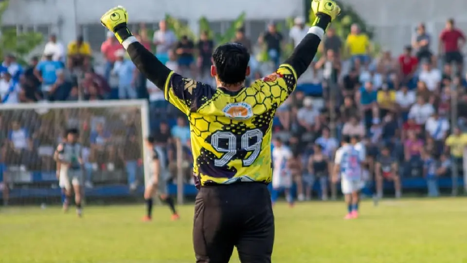 Jugadores de futbol amateur fallecen en un accidente automovilístico
