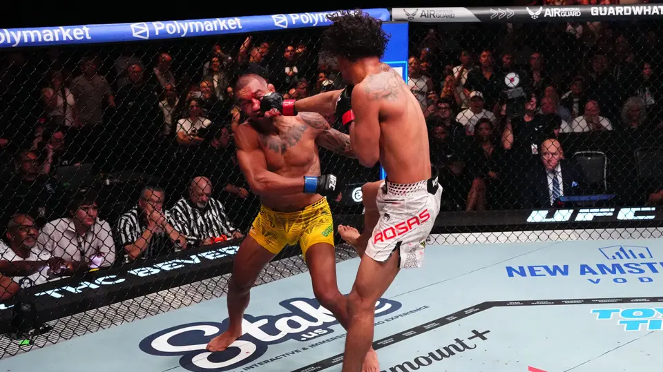 Rosas Jr y Barcelos se dieron con todo durante la pelea de UFC | UFC