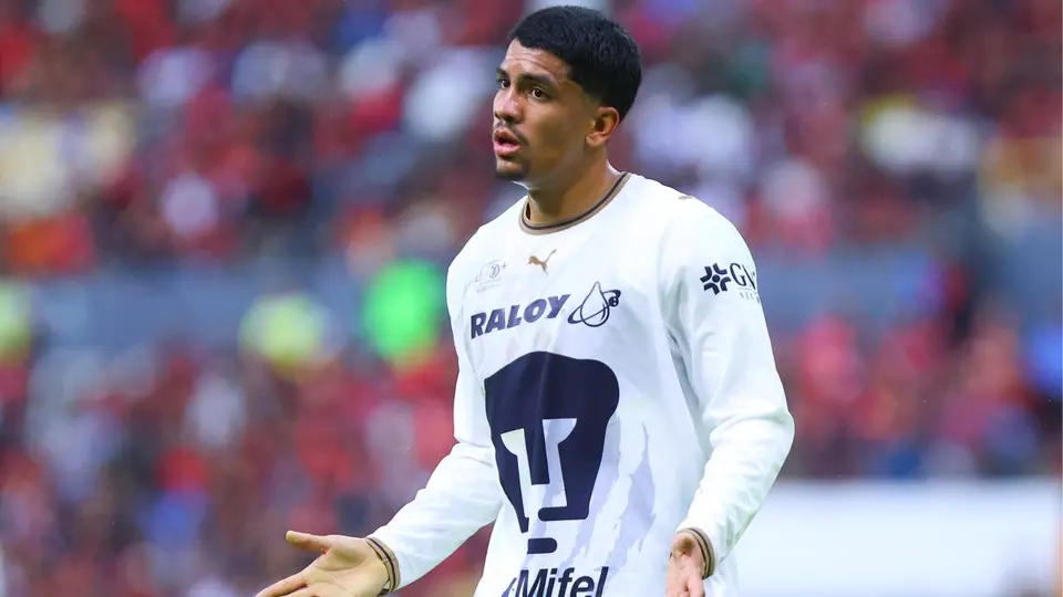 Ángel Azuaje con Pumas en la Liga MX | IMAGO 7