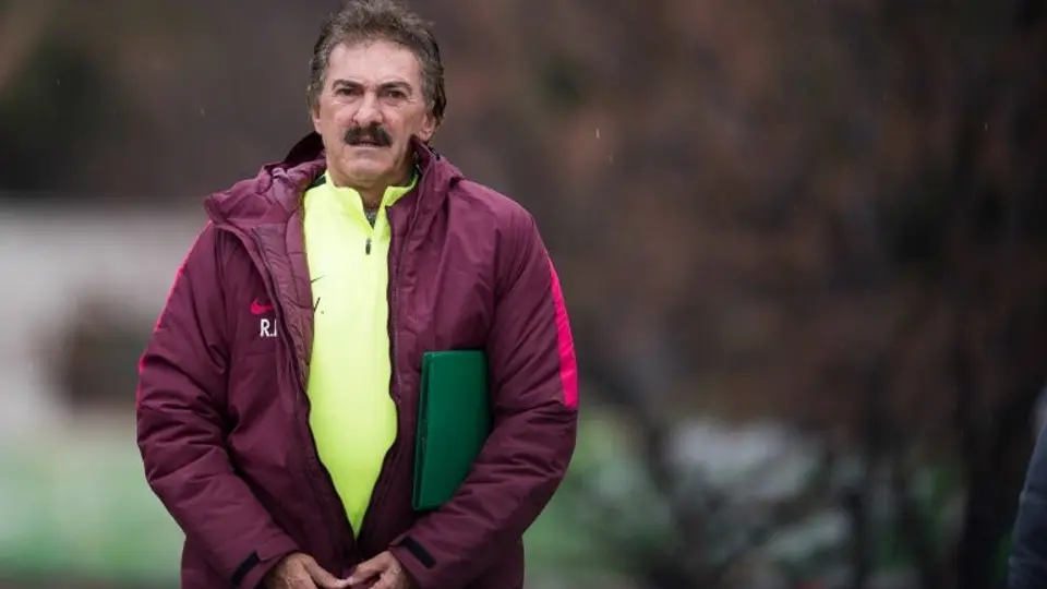 La Volpe cree que Real Madrid debe sentir nerviosismo