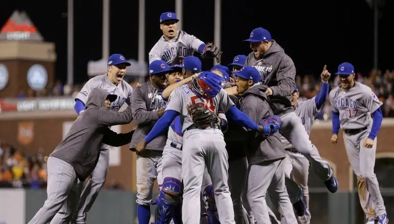 Cachorros logra remontada y va a Serie de Campeonato