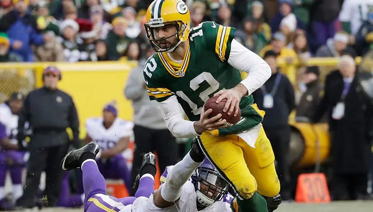 Rodgers y Green Bay le dan la estocada final a Vikings