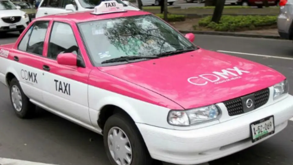 Taxis se modernizarán para brindar mejor servicio y tarifas justas