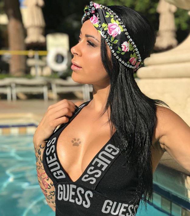INSTAGRAM @SHANNAKRESS