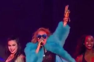 Paulina Rubio confunde nombre de televisora y es criticada en redes