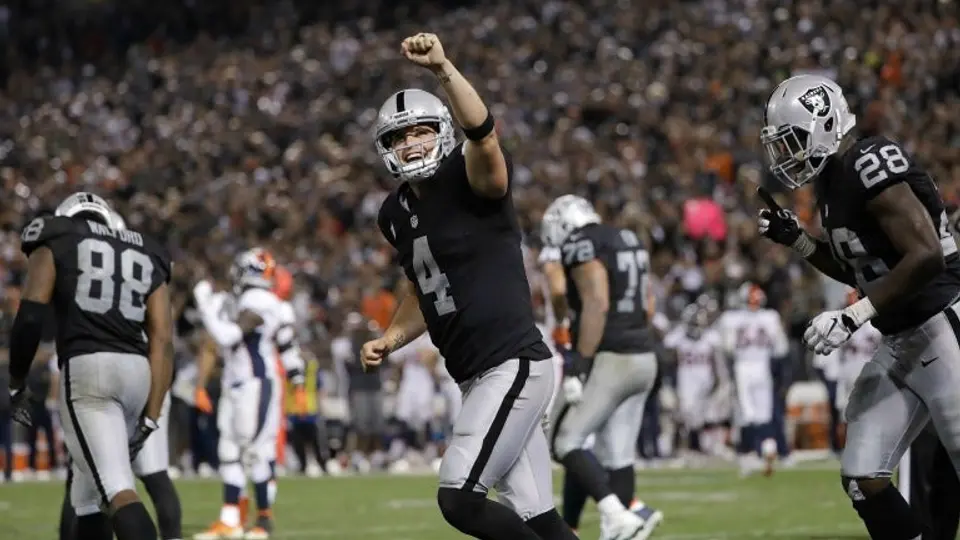 Raiders, favorito en los picks para duelo en México