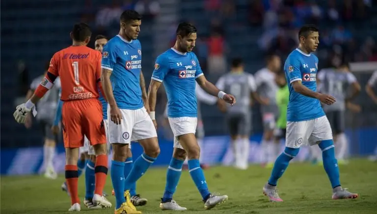 Hipnosis ayudaría a Cruz Azul, pero no es magia, asegura Milton