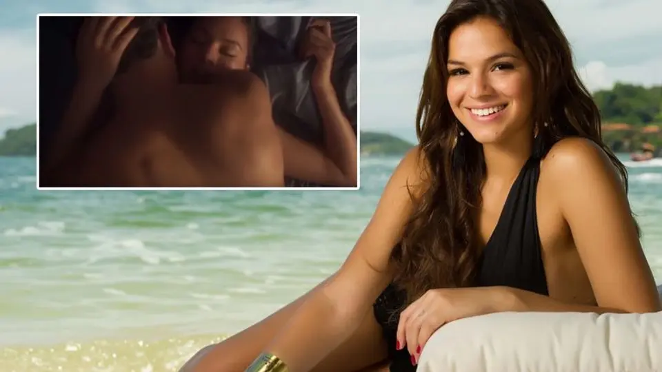 Bruna Marquezine protagoniza candente escena sexual