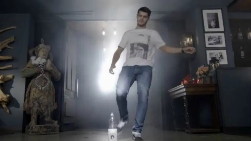 Morata acapara reflectores en el videoclip del grupo 'Taburete'