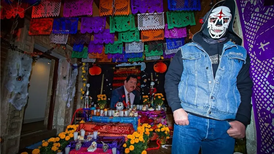 'Los luchadores nos burlamos de la muerte': La Parka