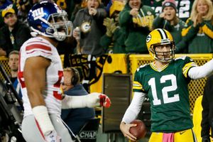 Rodgers lleva a la victoria a Empacadores sobre Gigantes