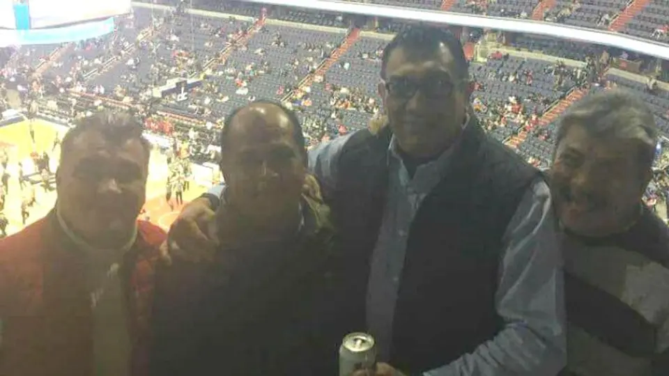 Miembros de partidos disfrutan la NBA en viaje pagado por el estado