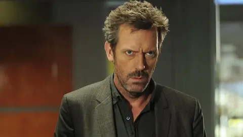 Dr. House recomienda a Trump amamantar
