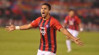 ¡Perdió la cabeza! Exfigura de América fue expulsado por insólita agresión en Copa Libertadores