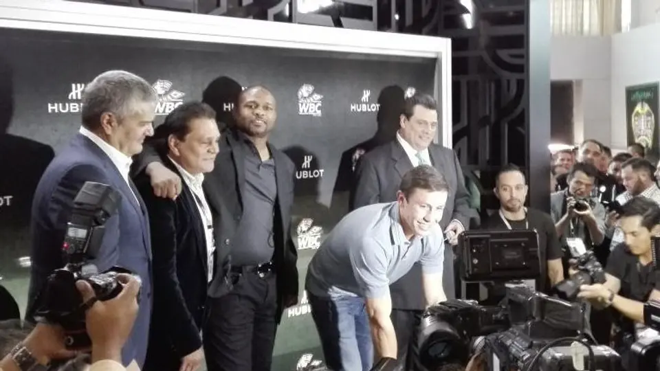 CMB y Hublot presentan reloj para apoyar el boxeo