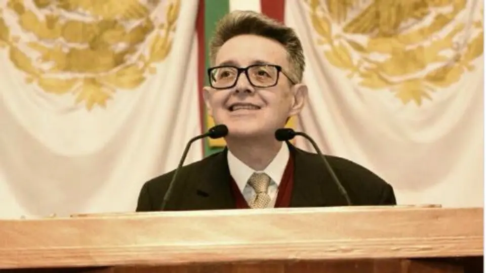 Diputado pide que CDMX sea México-Cuauhtemoctitlán