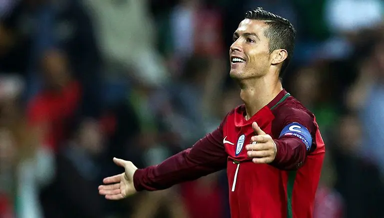 Cristiano Ronaldo se burla de Ferdinand en Instagram