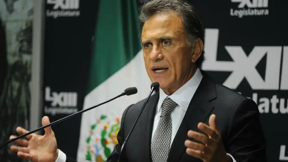 Gobernador electo no apoyará con dinero a Tiburones Rojos
