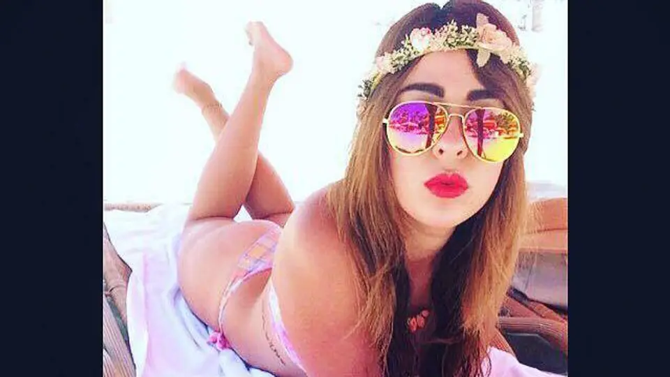 #LadyQEPD da deshonroso adiós a su abuelita
