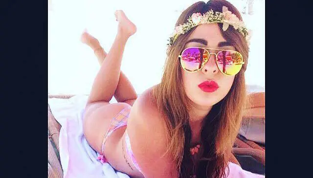 #LadyQEPD da deshonroso adiós a su abuelita