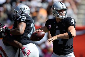 Raiders busca 'hacer la maldad' a Denver en S9 de NFL