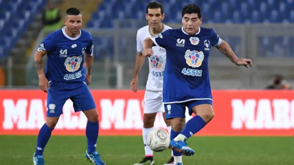 Maradona habría cazado cría de especie en extinción