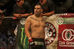 Caín vuelve a perderse la revancha contra Werdum