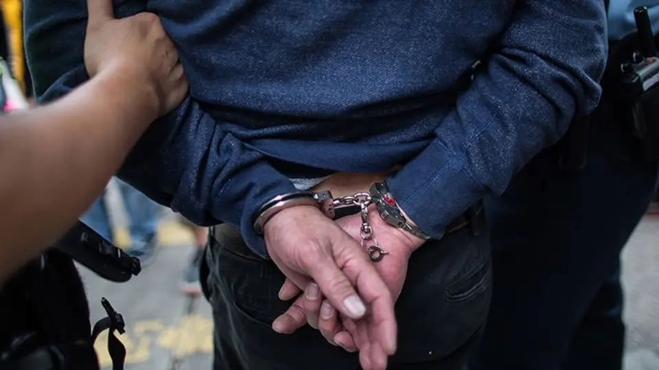 Hombre mata a mujer por 'mandato del diablo'