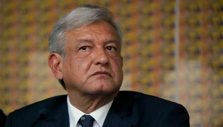 AMLO muestra su apoyo a Cuauhtémoc Blanco