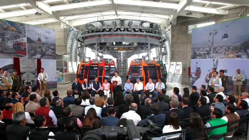 Enrique Peña Nieto inaugura 'Mexicable' en Ecatepec