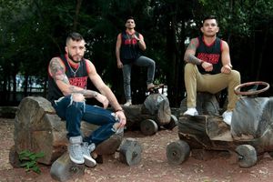 Peleadores aztecas destacan en UFC por su fiereza