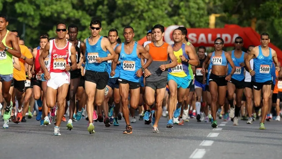 Cuerpo humano hecho para correr, pero con ropa adecuada