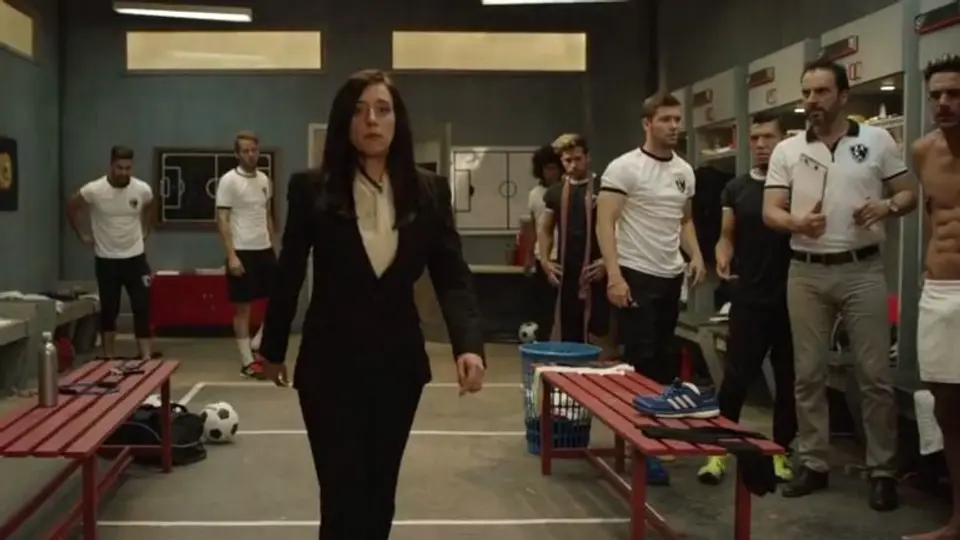 Club de Cuervos regresa para su segundo tiempo