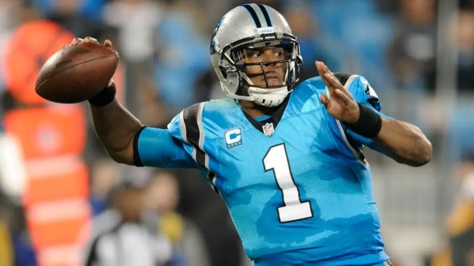 Panthers vence a Saints y siguen vivos en la temporada