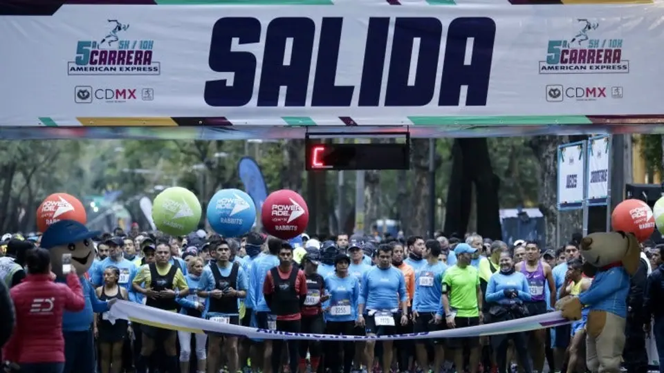 Carrera American Express se realiza con éxito en favor de la educación