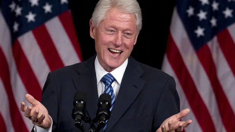 Hombre asegura ser hijo no reconocido de Bill Clinton